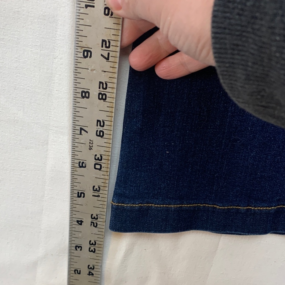SPANX  size medium pull on flare jeans dark wash slimming casual - Picture 4 of 11